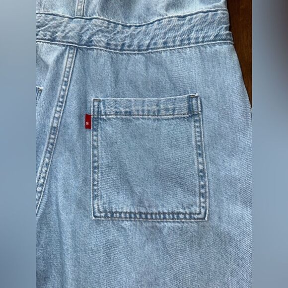 Levi’s Denim Jumpsuit M Short Sleeve Snap Button Front Cropped Utility One-Piece - Picture 9 of 12